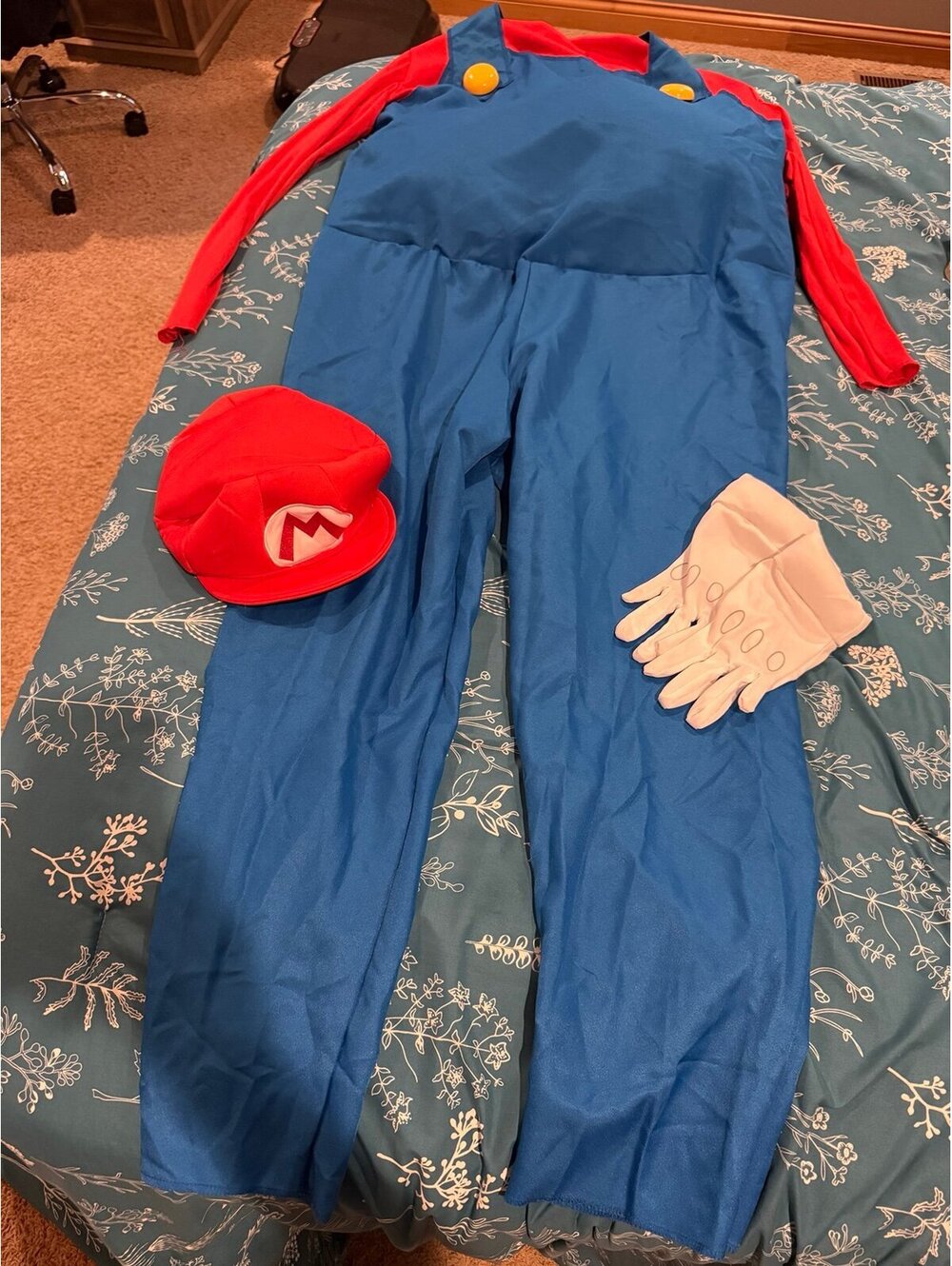 Mens Mario costume pretty sure its XL SPOT ON BELLY SHOWN
